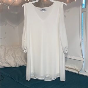 Lulu’s Shifting Dears Ivory Open Longsleeve dress